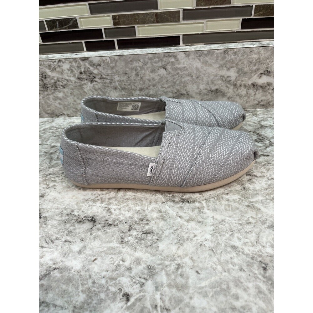TOMS Classic Slip On Canvas Gray Large Herringbone Size 5 - Picture 3 of 6